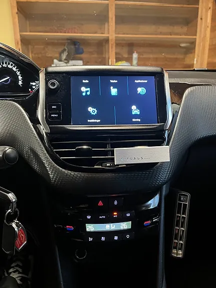 Peugeot 208 2017 photo 4