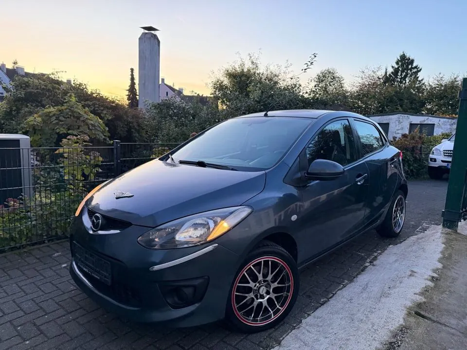 Mazda Mazda 2