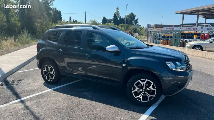 Dacia Duster 2018 photo 2