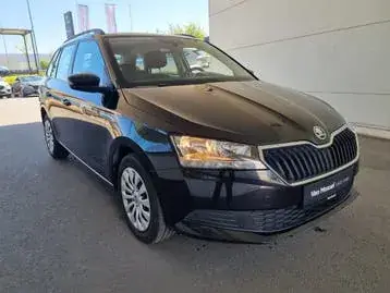 Skoda Fabia 2022 photo 2