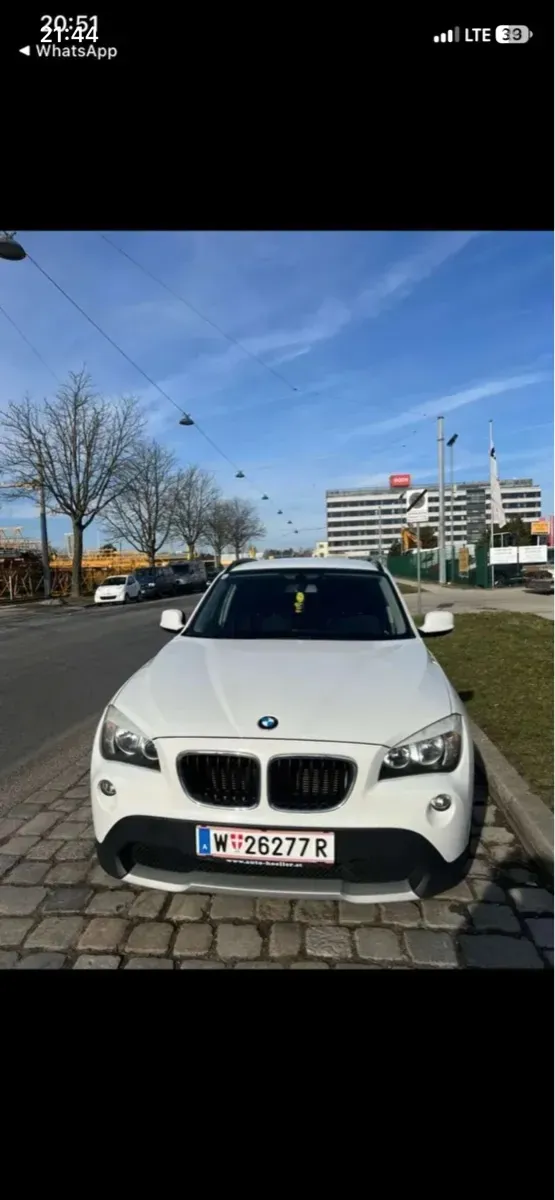 BMW X1 2012 photo 2