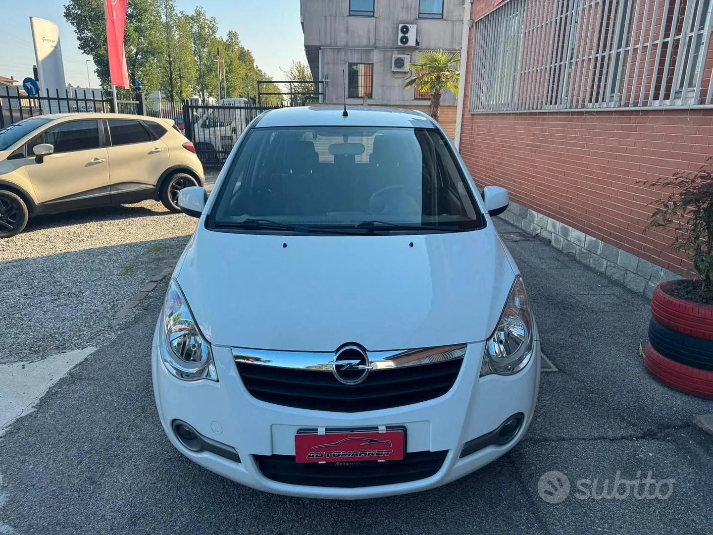Opel Agila 2012 photo 2