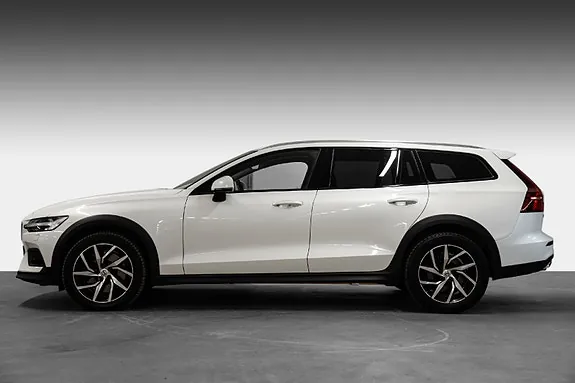 Volvo V60 Cross Country 2020 photo 3
