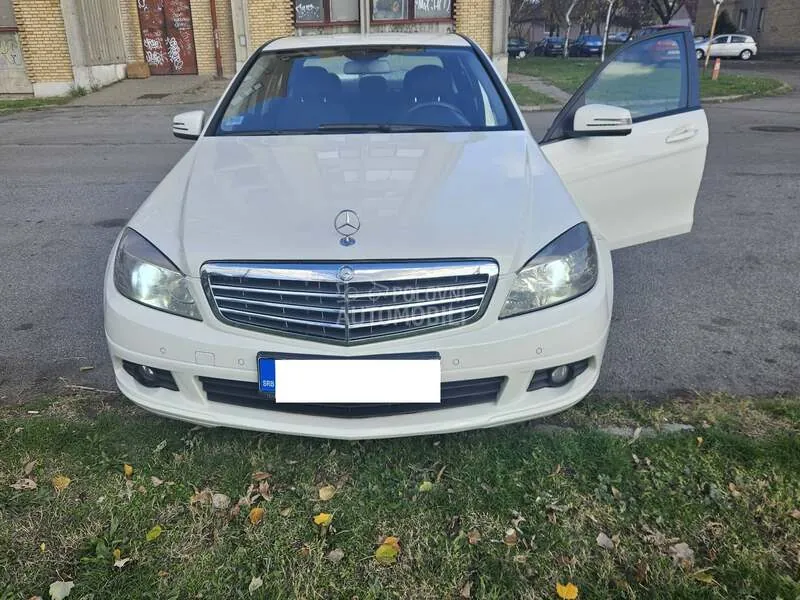 Mercedes-Benz C 180 2011 photo 2
