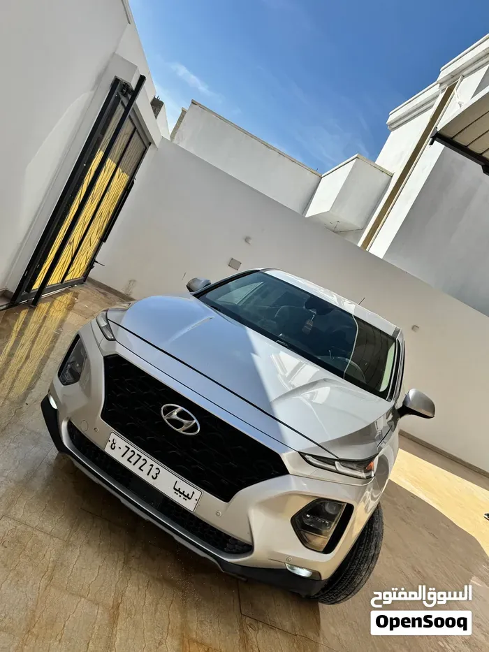 Hyundai Santa Fe 2020 photo 3