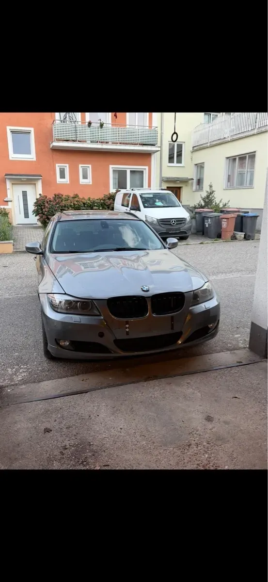 BMW 3Er Reihe 2011 photo 2