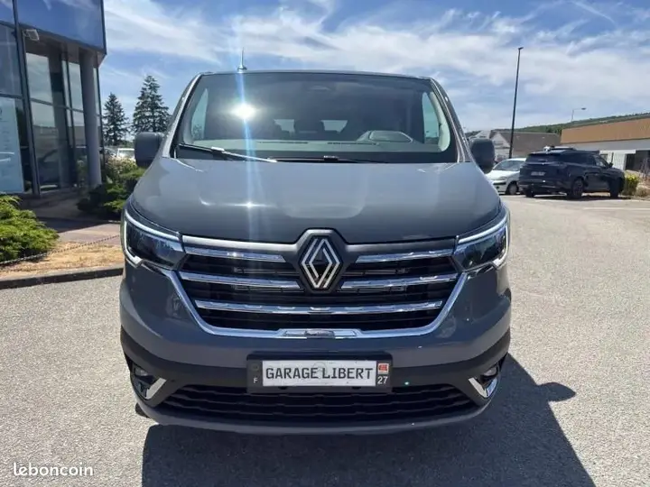 Renault Trafic 2026 photo 4