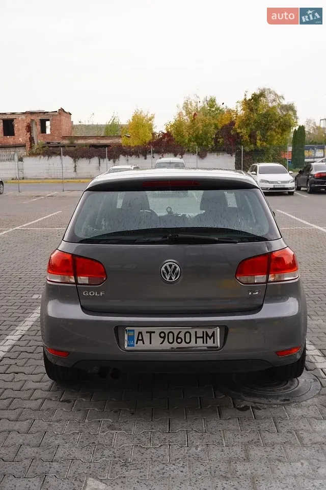 Volkswagen Golf 2011 photo 5