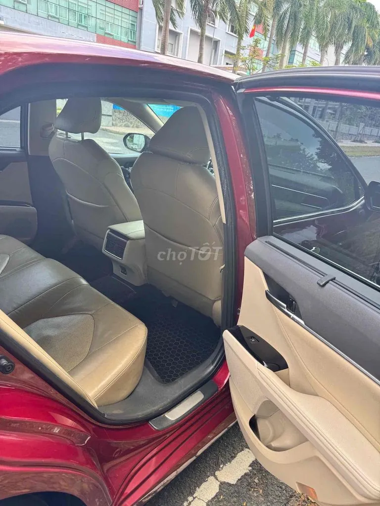 Toyota Camry 2020 photo 4