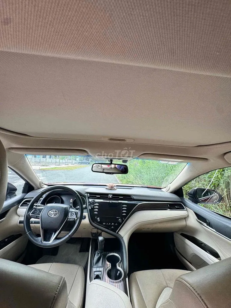 Toyota Camry 2020 photo 2