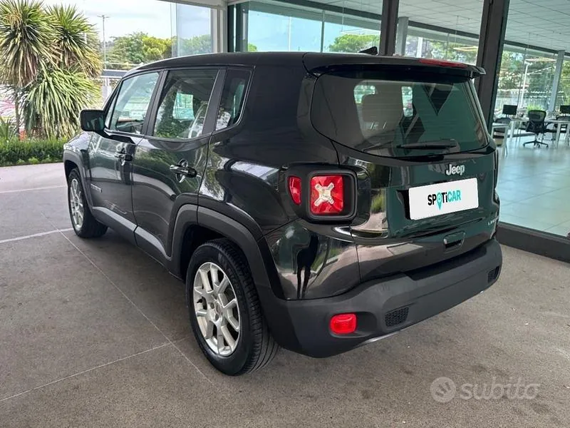 Jeep Renegade 2022 photo 3