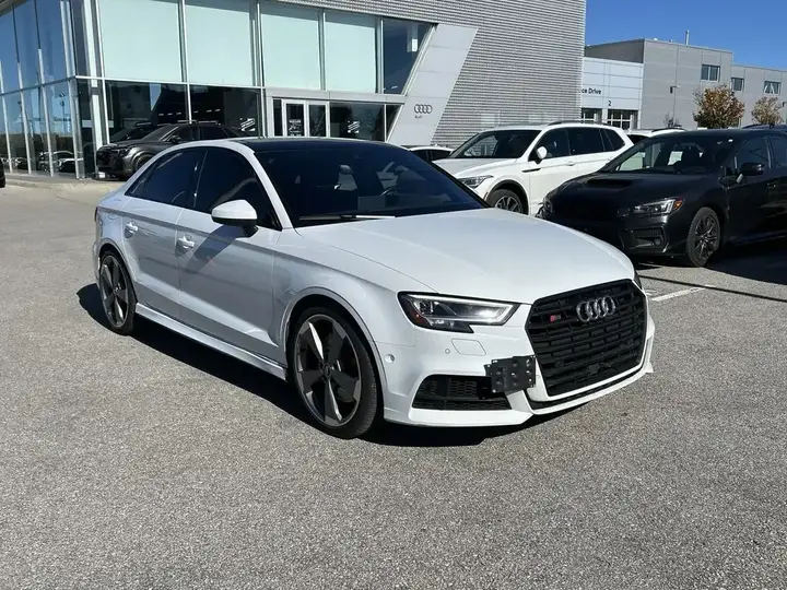 Audi S3 2019 photo 2