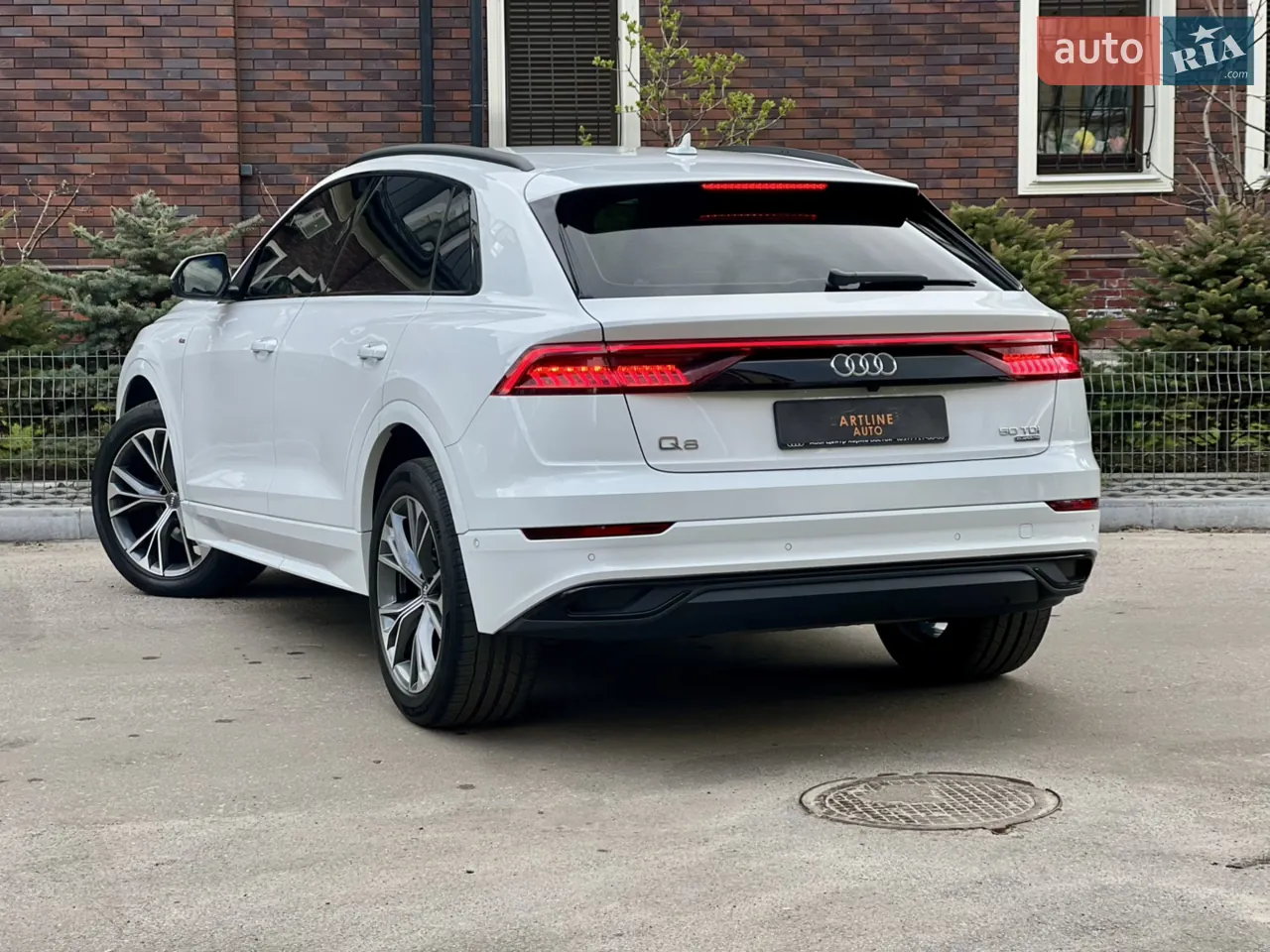 Audi Q8 2020 photo 2