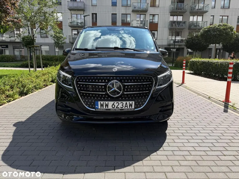 Mercedes-Benz V-Class