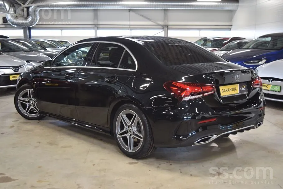 Mercedes-Benz A180 2020 photo 2