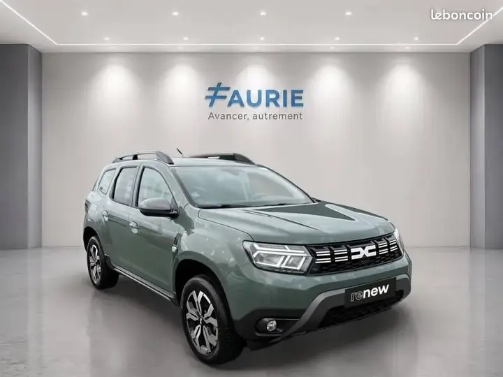 Dacia Duster 2023 photo 3