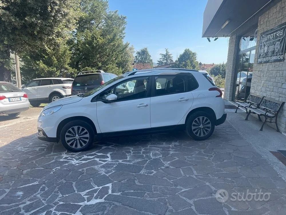 Peugeot 2008 2015 photo 2