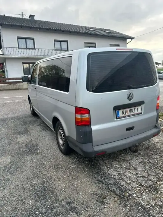 Volkswagen T5 2008 photo 3