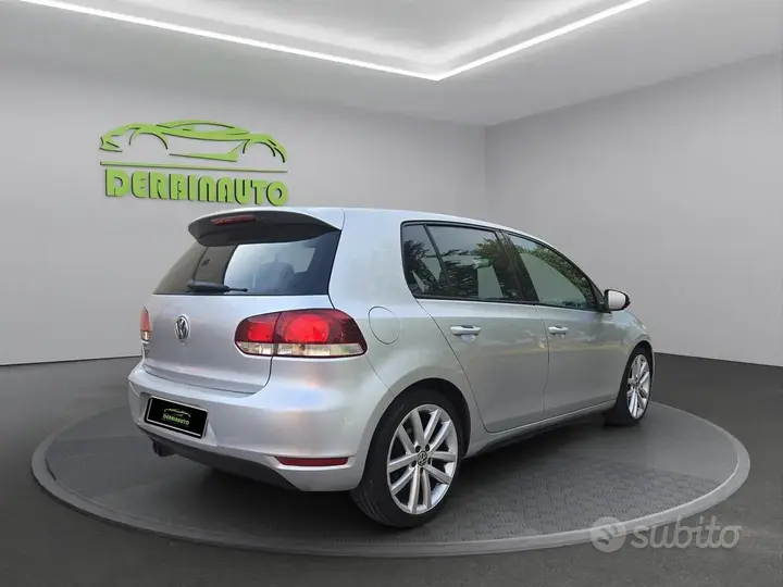 Volkswagen Golf 2010 photo 2