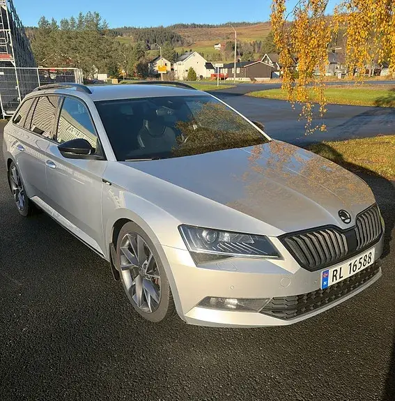 Skoda Superb 2017 photo 3