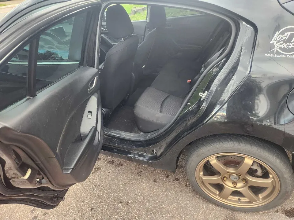 Mazda 3 2014 photo 4