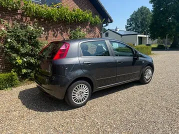 Fiat Punto 2007 photo 3