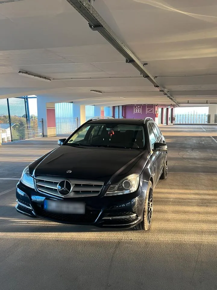 Mercedes-Benz C250
