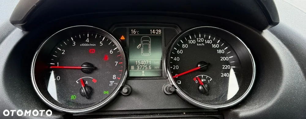 Nissan Qashqai 2013 photo 5
