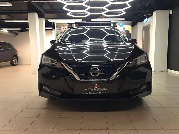 Nissan Leaf 2018 photo 2