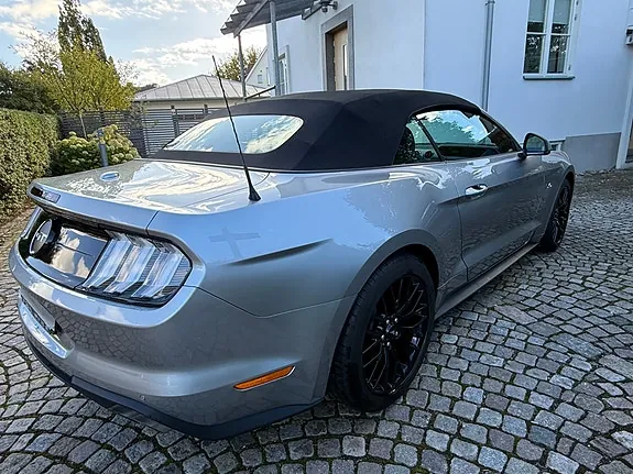 Ford Mustang 2021 photo 3