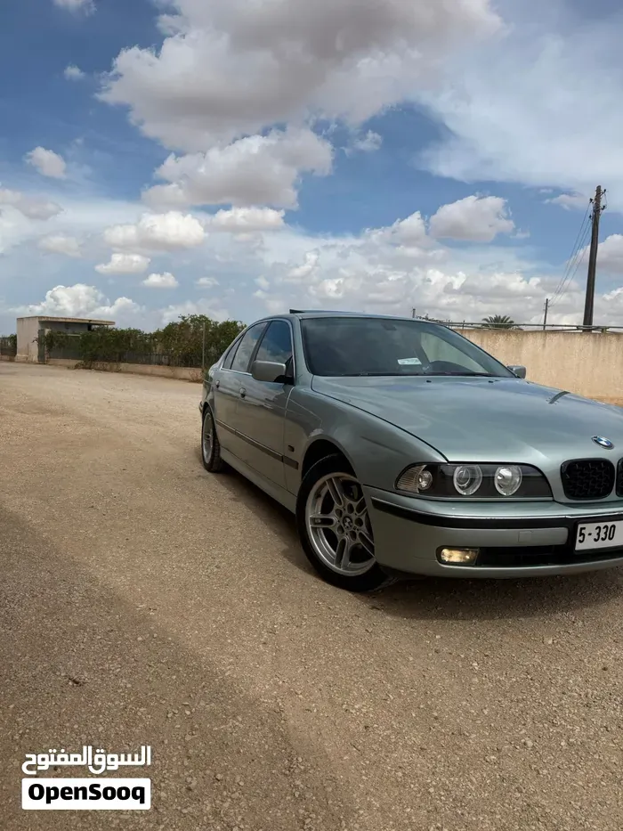 BMW 5 Series 2000 photo 2