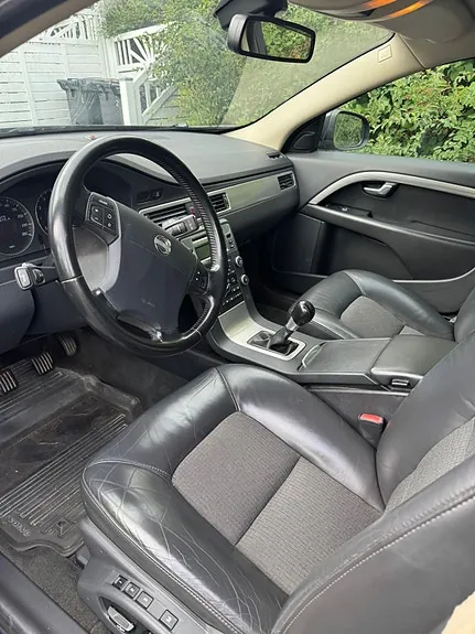Volvo V70 2009 photo 5