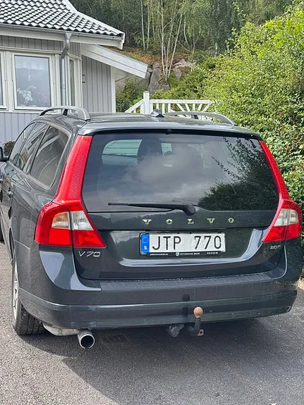 Volvo V70 2009 photo 2