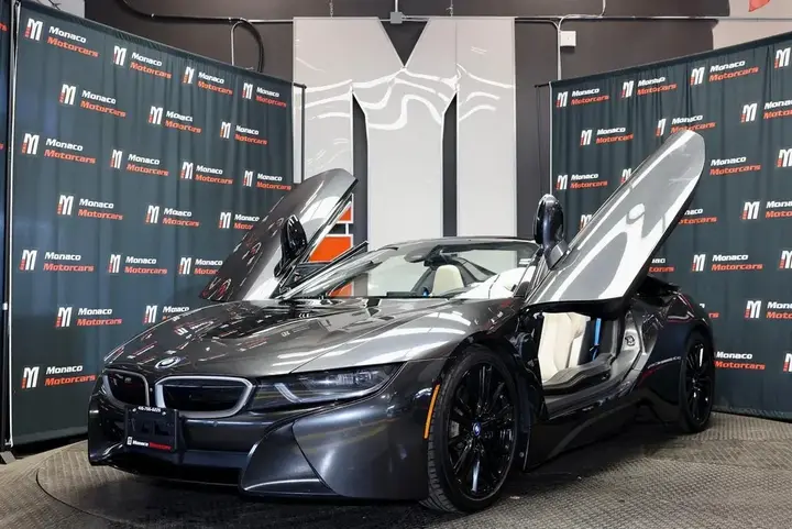 BMW I8 2020 photo 2