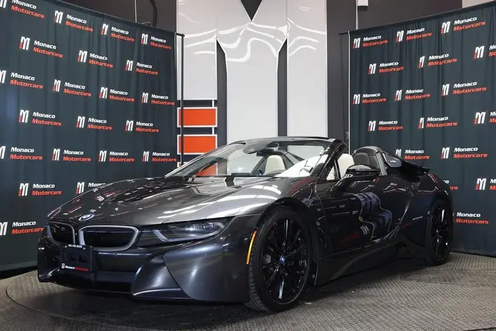 BMW I8