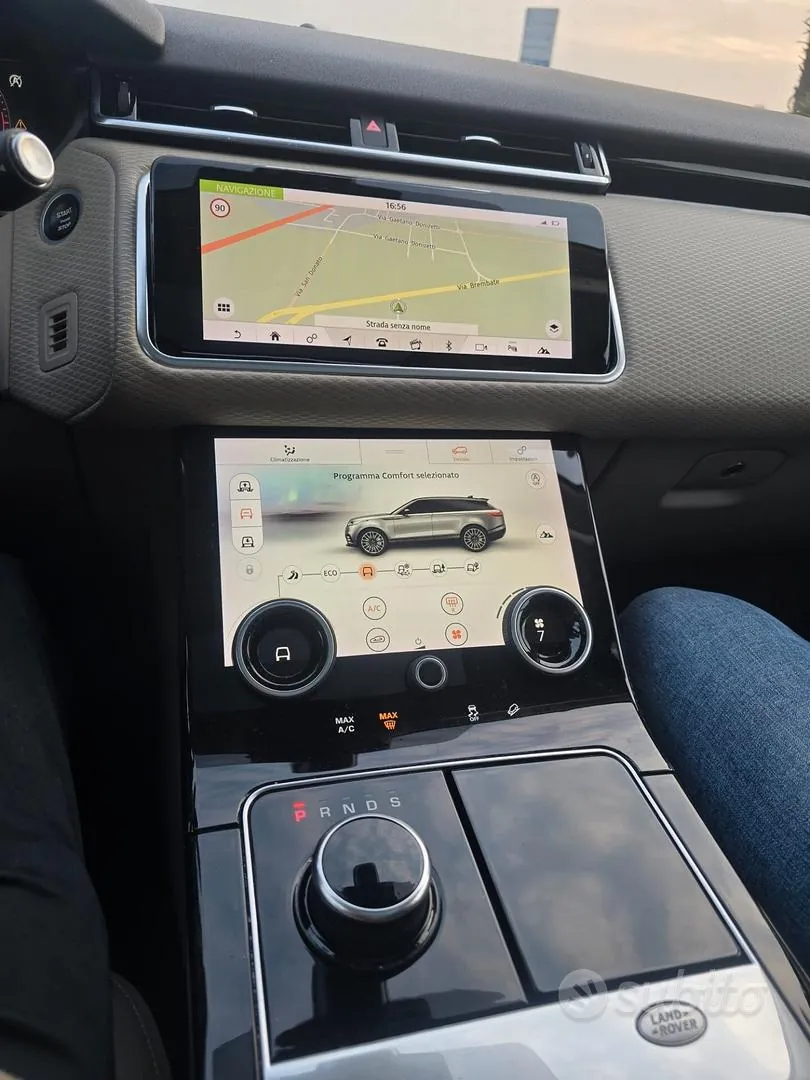 Land Rover Range Rover Velar 2017 photo 2