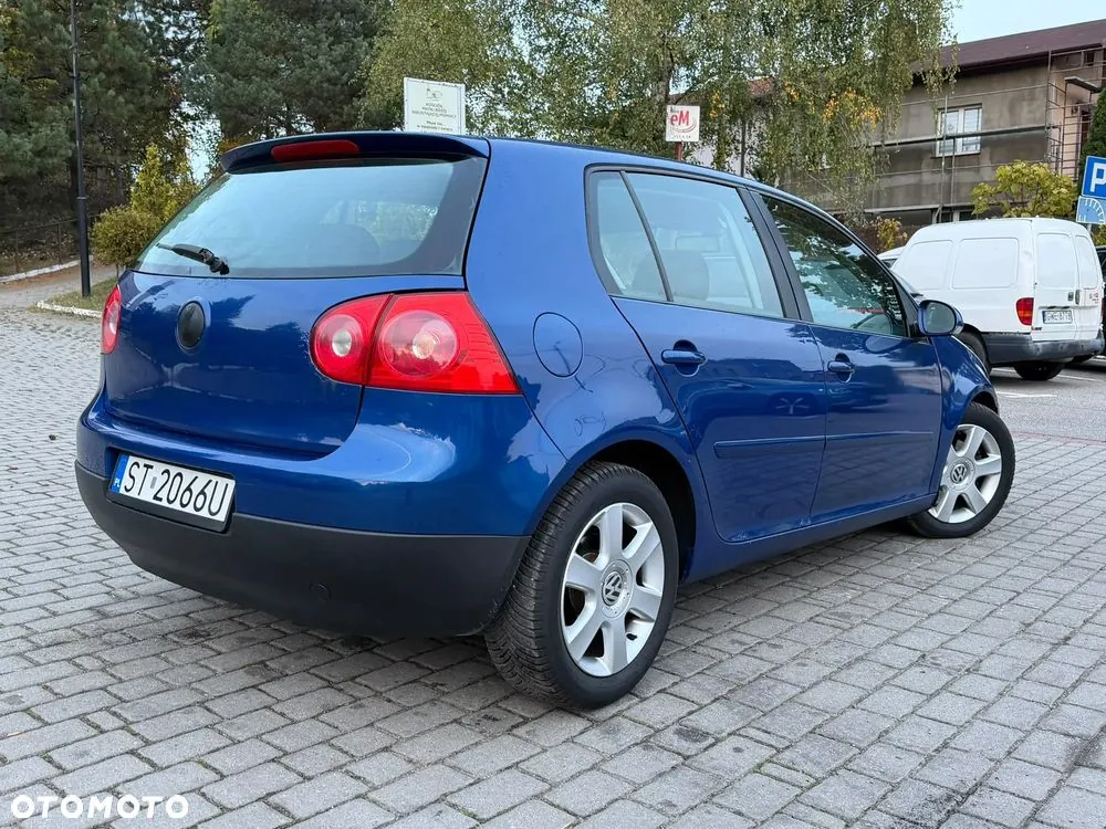 Volkswagen Golf 2005 photo 2