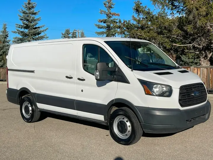Ford Transit 2016 photo 2
