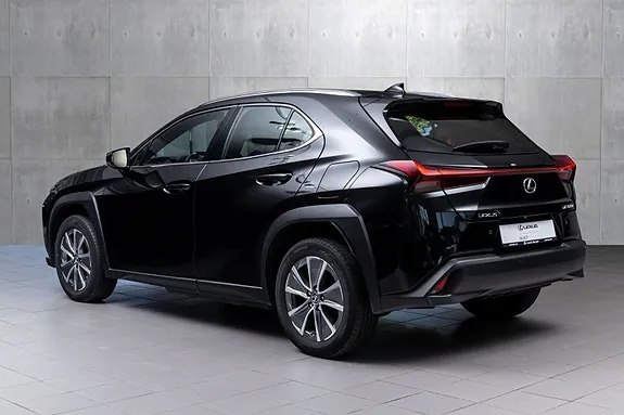 Lexus Ux300E 2023 photo 4