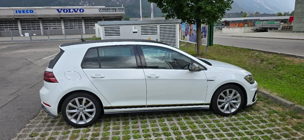 Volkswagen Golf 2017 photo 2