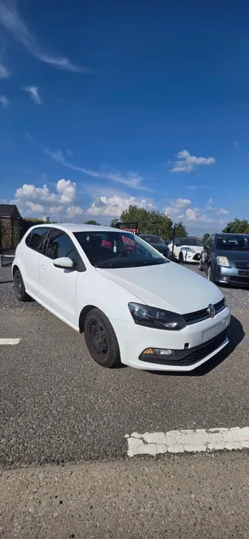 Volkswagen Polo 2016 photo 2