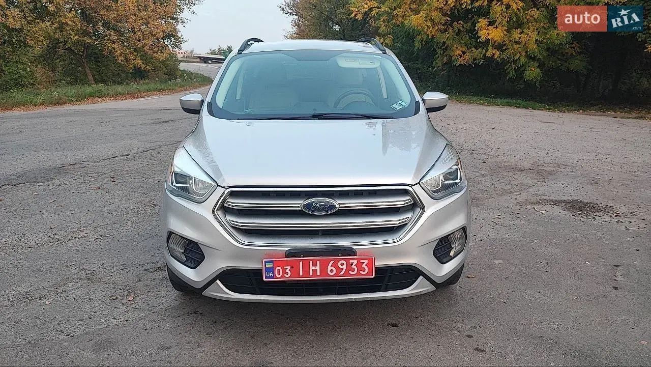 Ford Escape 2017 photo 2