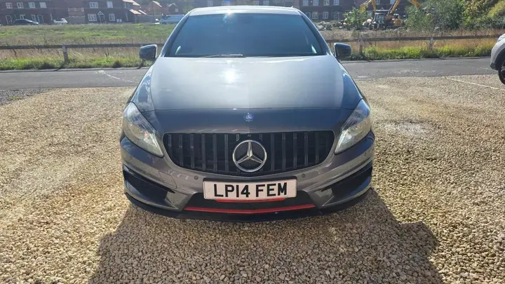 Mercedes-Benz A-Class 2014 photo 3
