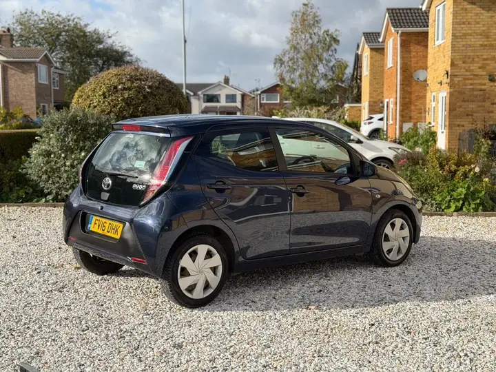 Toyota Aygo 2016 photo 5
