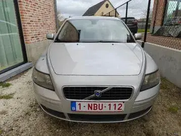 Volvo S40