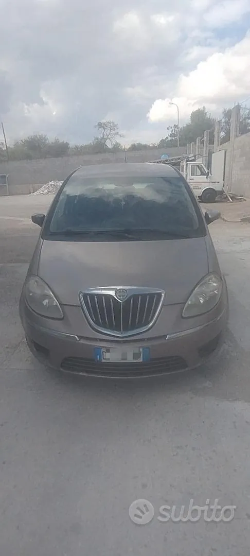 Lancia Musa 2008 photo 2