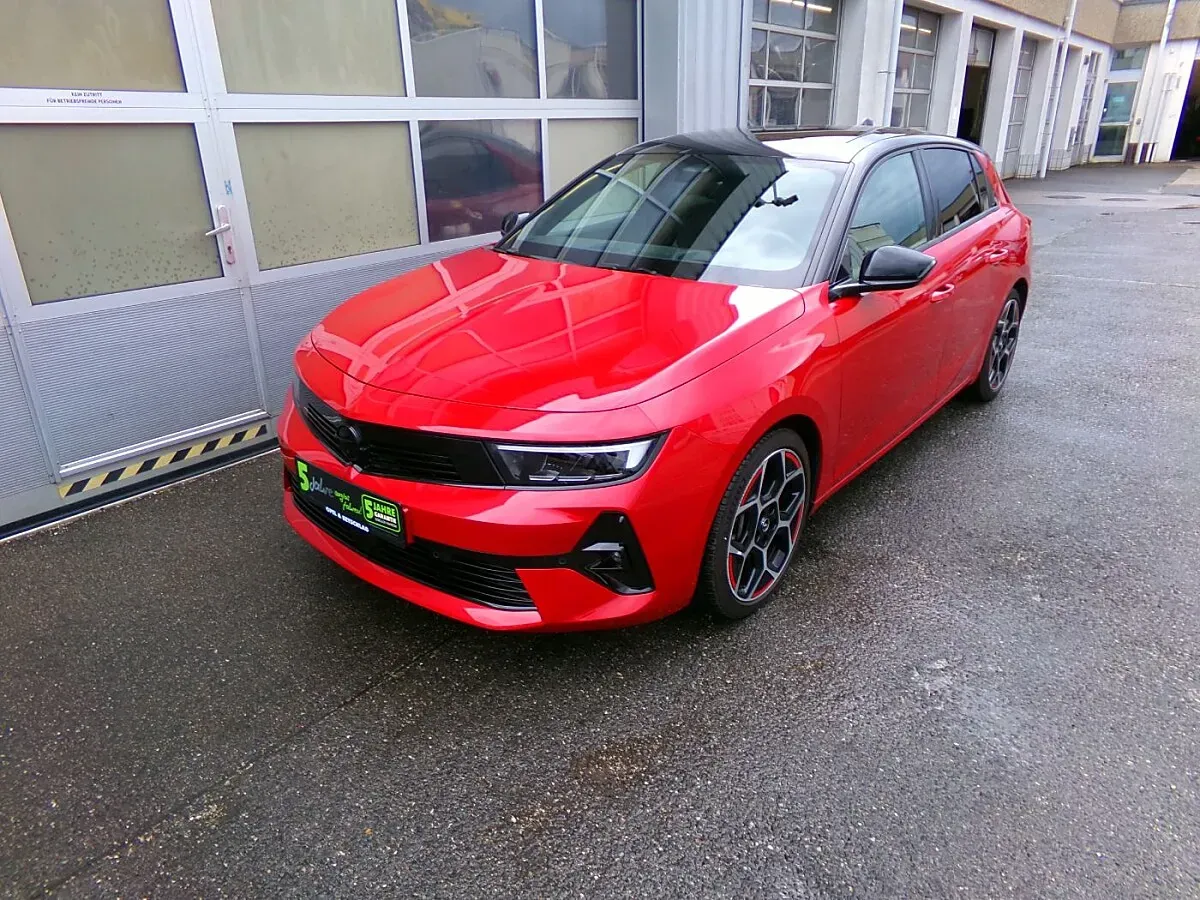 Opel Astra 2022 photo 2