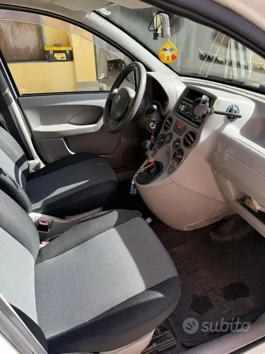 Fiat Panda 2006 photo 4