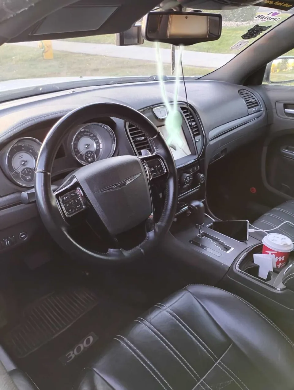 Chrysler 300 S 2013 photo 3
