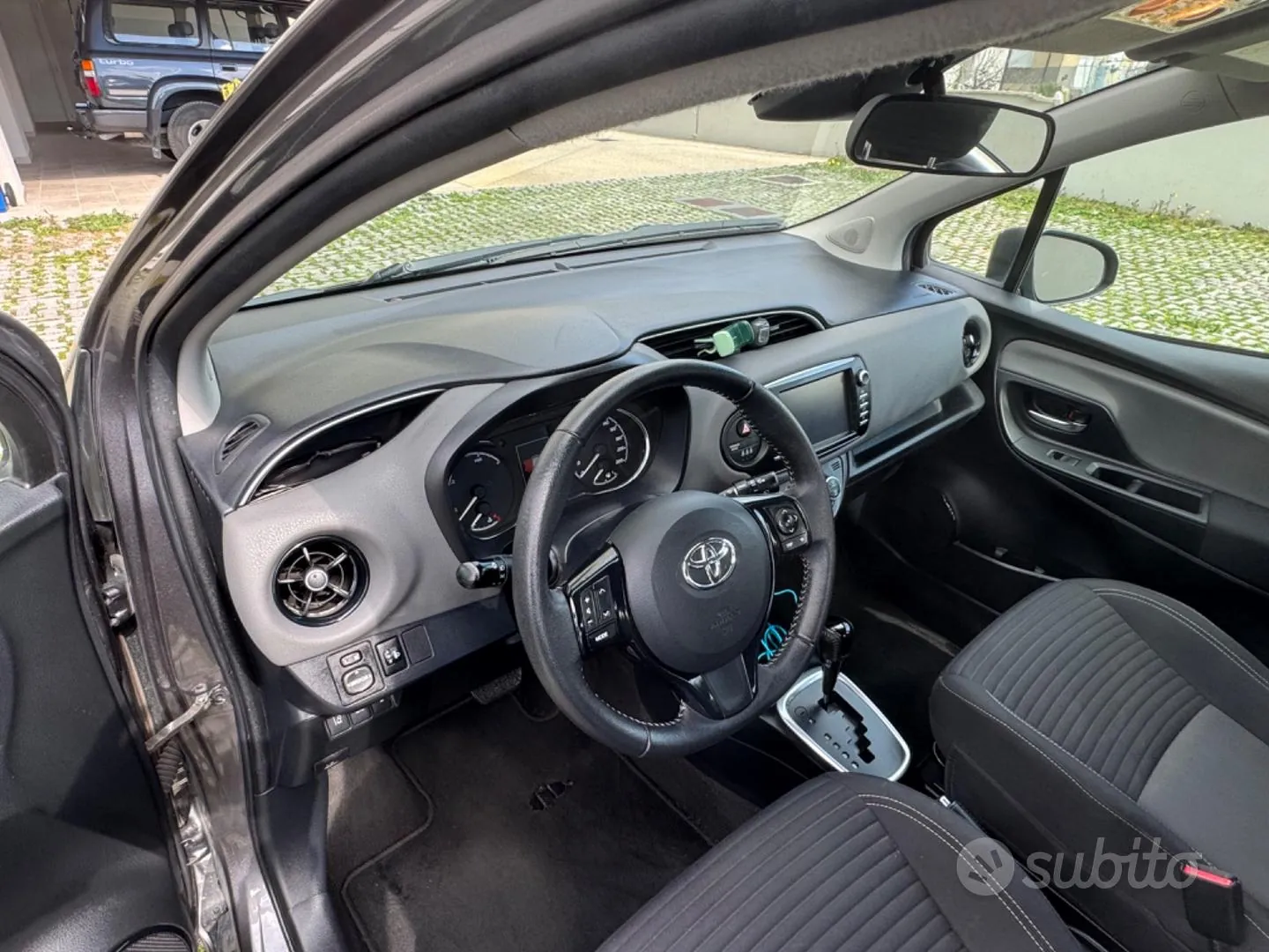 Toyota Yaris 2018 photo 4